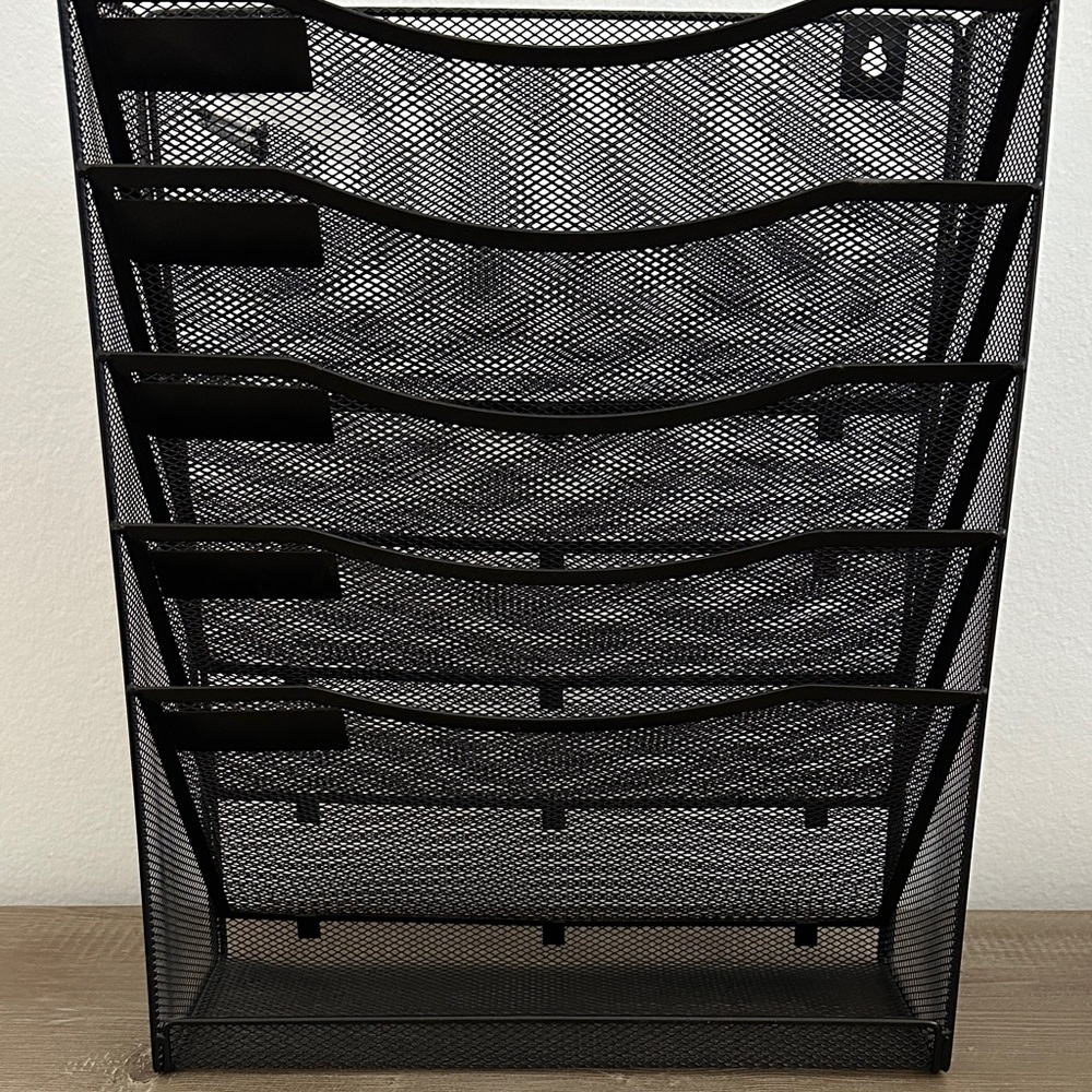 Black Mesh Wall / Desk Organizer